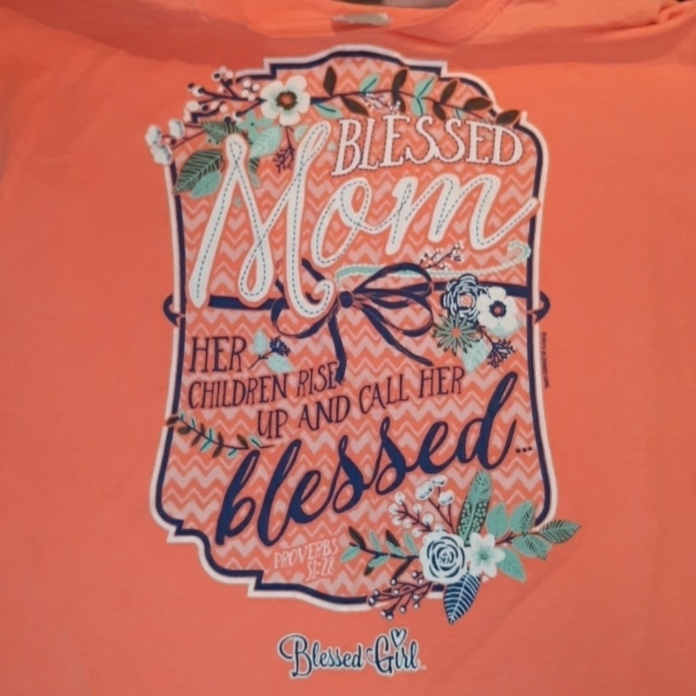 Blessed Mom medium shirt
